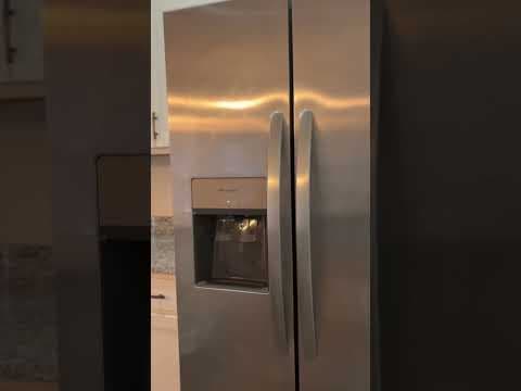 Raeford House: 157 Easy St