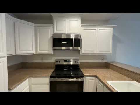 San Diego House: 6780 Friars Rd