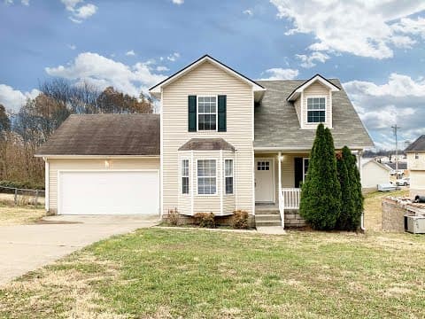 Oak Grove House: 733 Shetland Dr