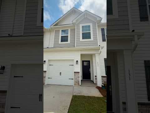 Fountain Inn House: 131 Holly Oak Ct