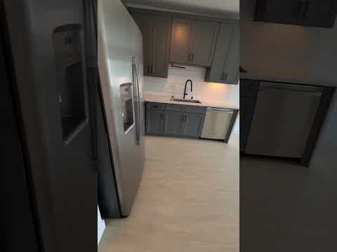 Los Angeles Condo: 6133 Eleanor Ave