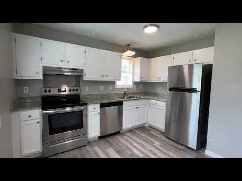 Fayetteville House: 6405 Lorell Court
