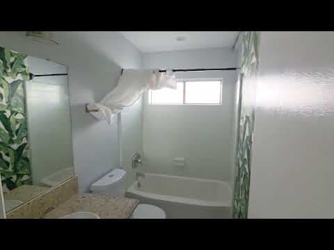 Van Nuys Condo: 5722 Woodman Ave.