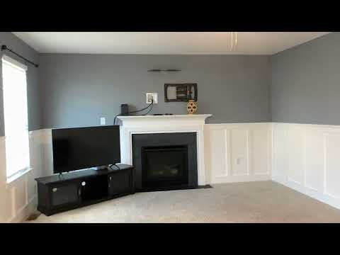 Harrisburg House: 6369 Knapp Dr