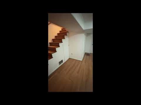 Alexandria Townhome: 511 E Windsor Ave
