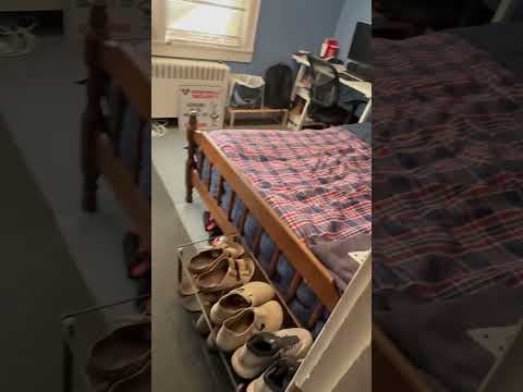Burlington Condo: 14 Dans Court - 14
