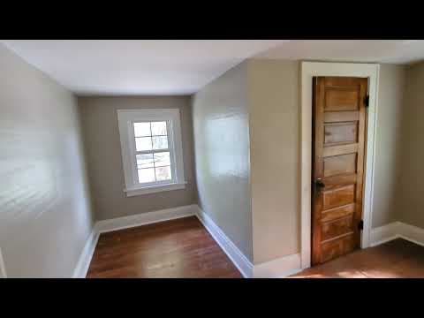 Sully House: 604 8th Avenue