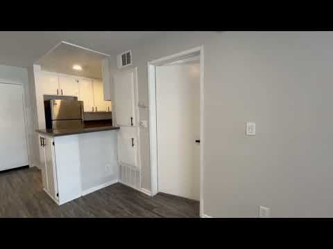 Sherman Oaks Condo: 4378 Sepulveda Blvd