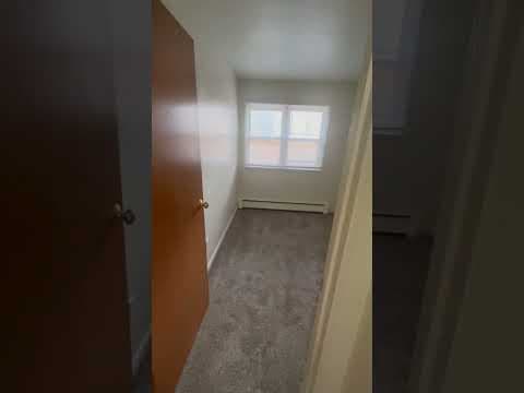 Des Moines Condo: 3727 University Ave