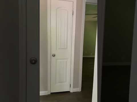 Eden House: 615 Dumaine Street