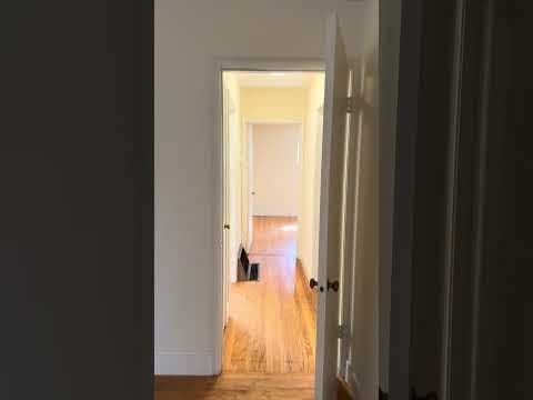Piedmont House: 150 Monticello Ave