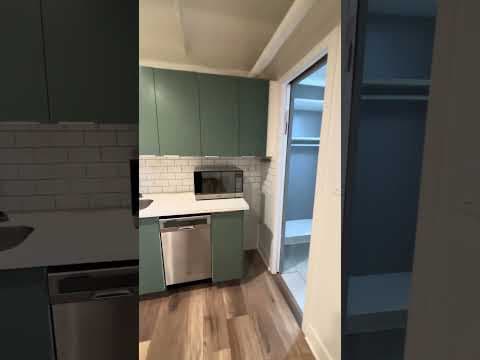 Seattle Condo: 411 Bellevue Ave E