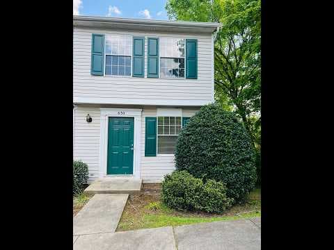Charlotte Townhome: 630 Lex Drive
