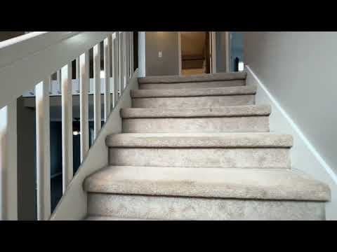 Fort Wayne House: 14922 Bristlecone Court