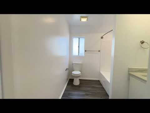North Hollywood Condo: 10755 Kling Street