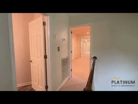 Clarksville House: 815 Shady Bluff Trail