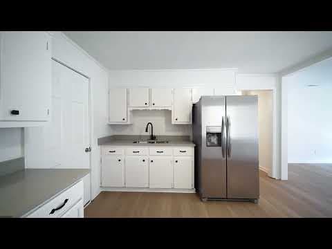 Hartselle House: 603 Douglas Dr NW