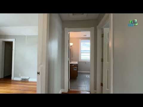 Lincoln House: 1029 S 14th ST
