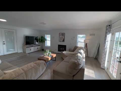 Upland House: 1424 W Winn Dr