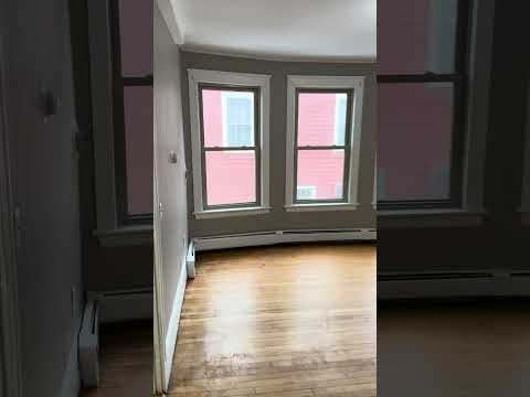 Haverhill Condo: 135 Lafayette Sq