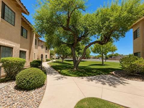 Mesa Condo: 930 North Mesa Dr