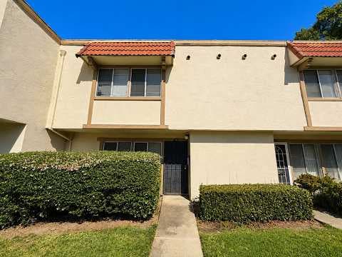 Fremont Townhome: 4504 Guiso Common