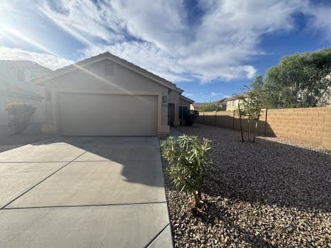 Buckeye House: 22661 West Mesquite Drive