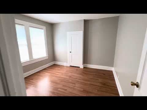 Tarrant Condo: 1137 Sloan Avenue