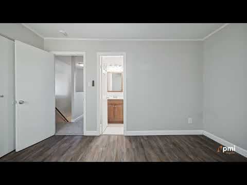 Virginia Beach Townhome: 765 Hampshire Ln