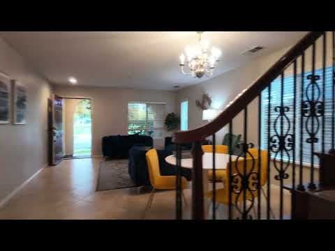 Fontana House: 8049 Jamestown Cir