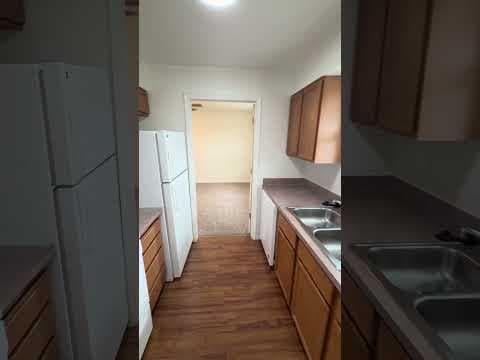 Ammon House: 1378 Curlew Avenue
