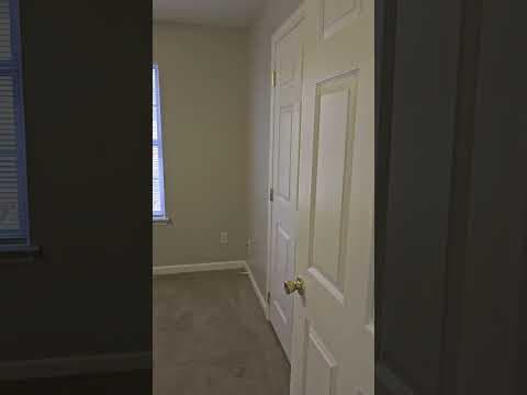 Rossville House: 1106 Carline Road Apt D