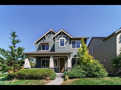 Redmond House: 10626 Eastridge Dr NE