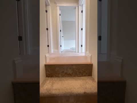 Burlington Condo: 75 Loomis Street - 2