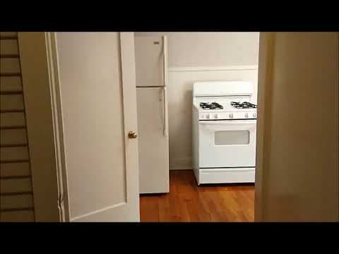 San Antonio House: 1743 W Summit