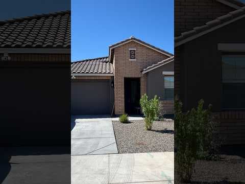Avondale House: 10213 W Fairmount Ave