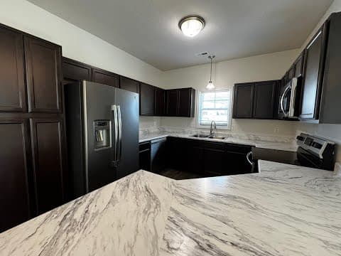 Holly Ridge Townhome: 411 Vandemere Court