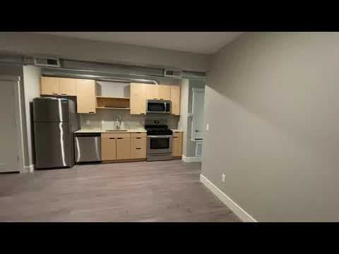 Grand Rapids Condo: 619  Emerald Ave NE - 2