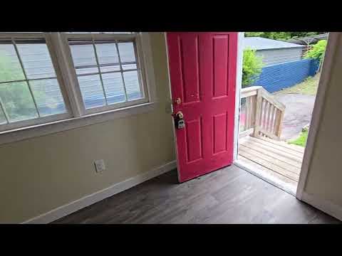 Petersburg Townhome: 302 E Wythe St