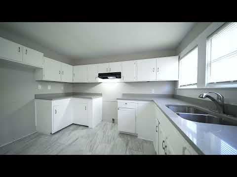 Bessemer House: 611 Bell St
