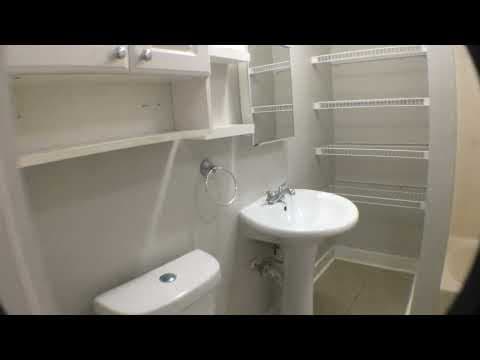 Nashville House: 1814 15th Ave N