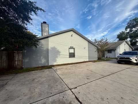 Jacksonville House: 5142 Ricker Road