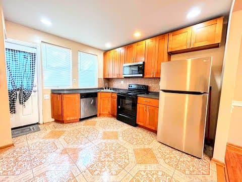 Philadelphia House: 7307 Pittville Ave