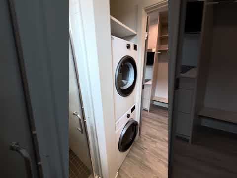 Seattle Condo: 3084 SW Avalon Way- 605