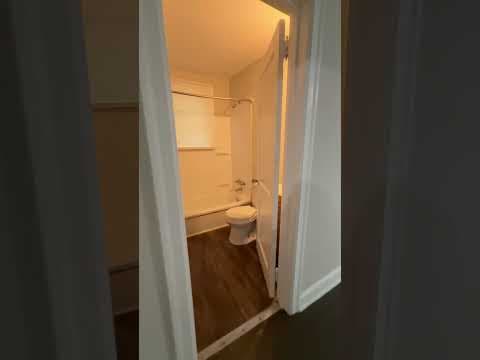 Greensboro House: 402 Winston Street