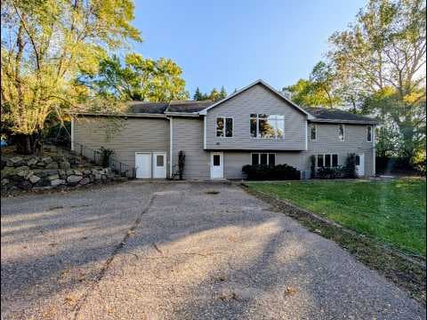 Minnetonka House: 4626 Linnea Ln