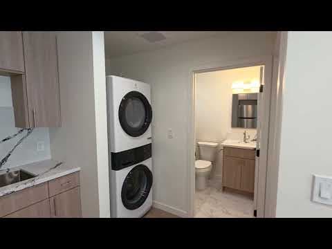 Reseda House: 7107 1/2 Claire Ave.