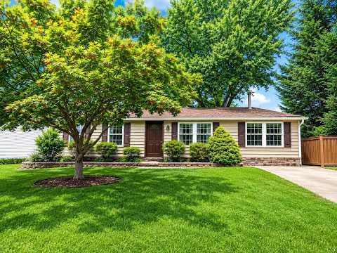 Arnold House: 821 Macsherry Drive