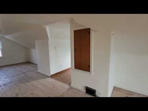 Youngstown House: 2249 Ridgelawn Ave