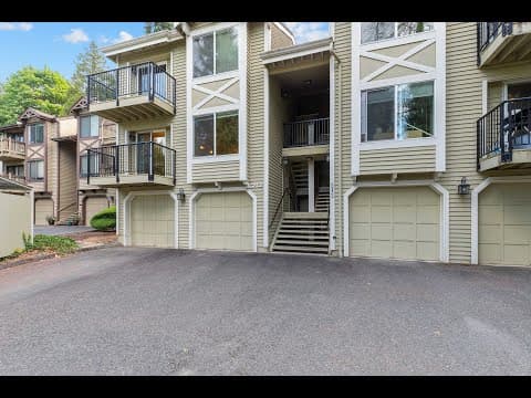 Kirkland Condo: 212 10th St Apt 4